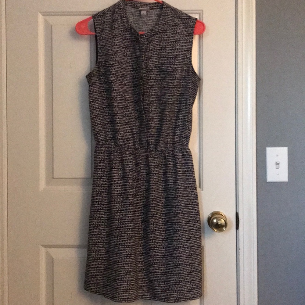 Business casual dress